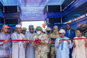 KATI : Le Président de la Transition inaugure le Centre d’intelligence artificielle et de robotique du Mali
