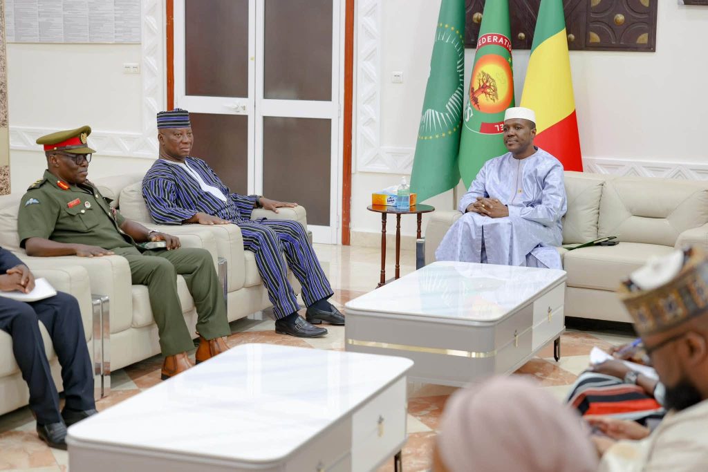 AUDIENCE ACCORDÉE AU NOUVEL AMBASSADEUR DU GHANA
